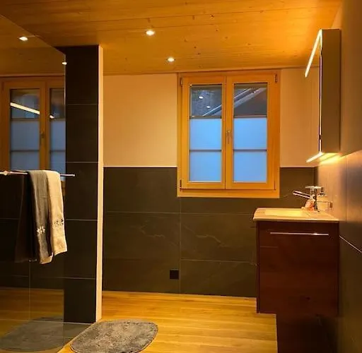 公寓 3-bedrooms In A *