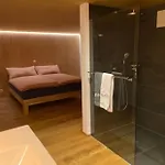 3-bedrooms In A דירה